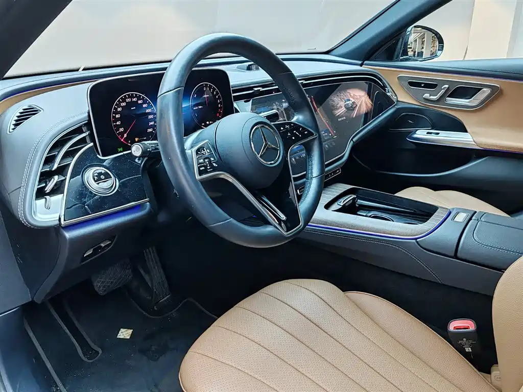 Mercedes-Benz Mercedes-Benz E-Class 2024 E 350 e L Plug-in Hybrid Sedan 2024 - thumbnail 18