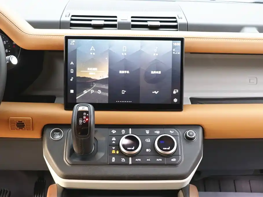 Land Rover Land Rover Defender 2023 Model Year Facelift 110 3.0T P400 Dark Black Special Edition 2023 - thumbnail 20