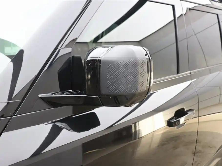 Land Rover Land Rover Defender 2023 Model Year Facelift 110 3.0T P400 Dark Black Special Edition 2023 - thumbnail 28