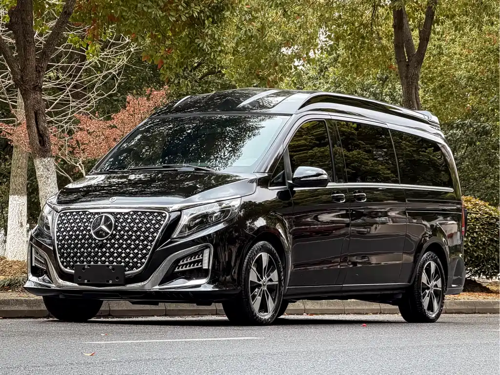 Mercedes-Benz Mercedes-Benz V-Class 2022 V 260 L Long Wheelbase Luxury Edition 2024