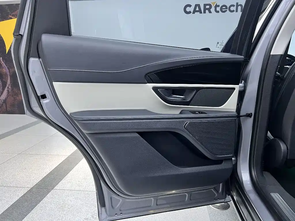 Lincoln Nautilus 2023 2.0T AWD Premium 2023 - thumbnail 15