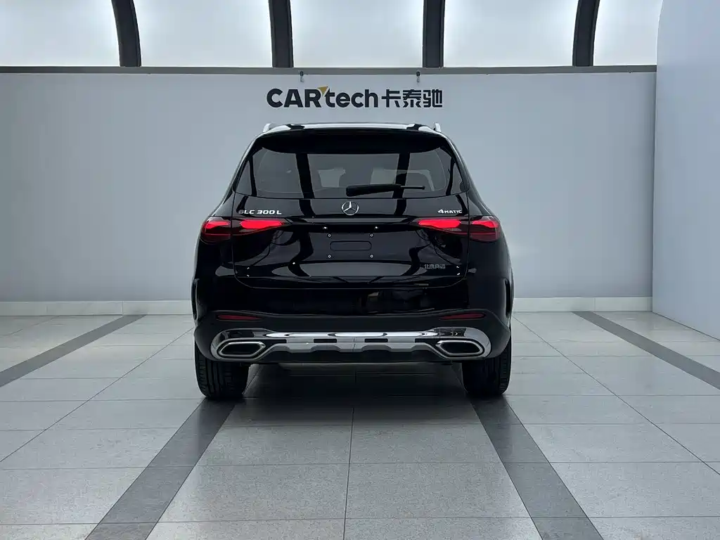 Mercedes-Benz Mercedes-Benz GLC 2025 GLC 300 L 4MATIC Dynamic Model 5-Seat 2025 - thumbnail 2