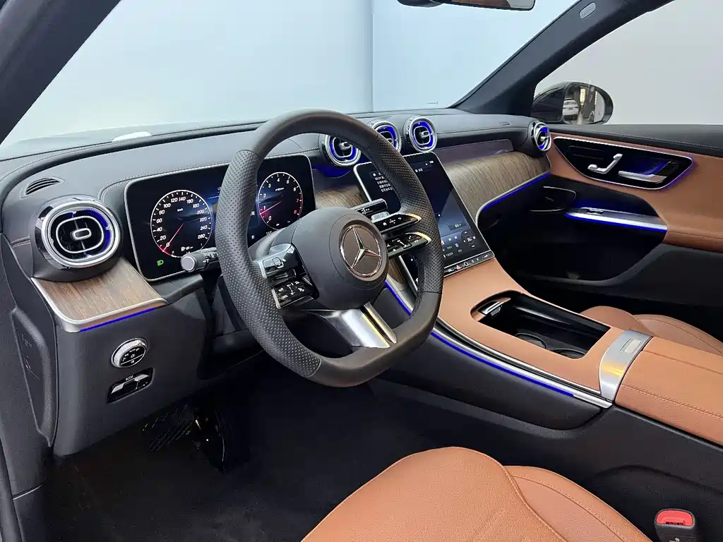 Mercedes-Benz Mercedes-Benz GLC 2025 GLC 300 L 4MATIC Dynamic Model 5-Seat 2025 - thumbnail 9