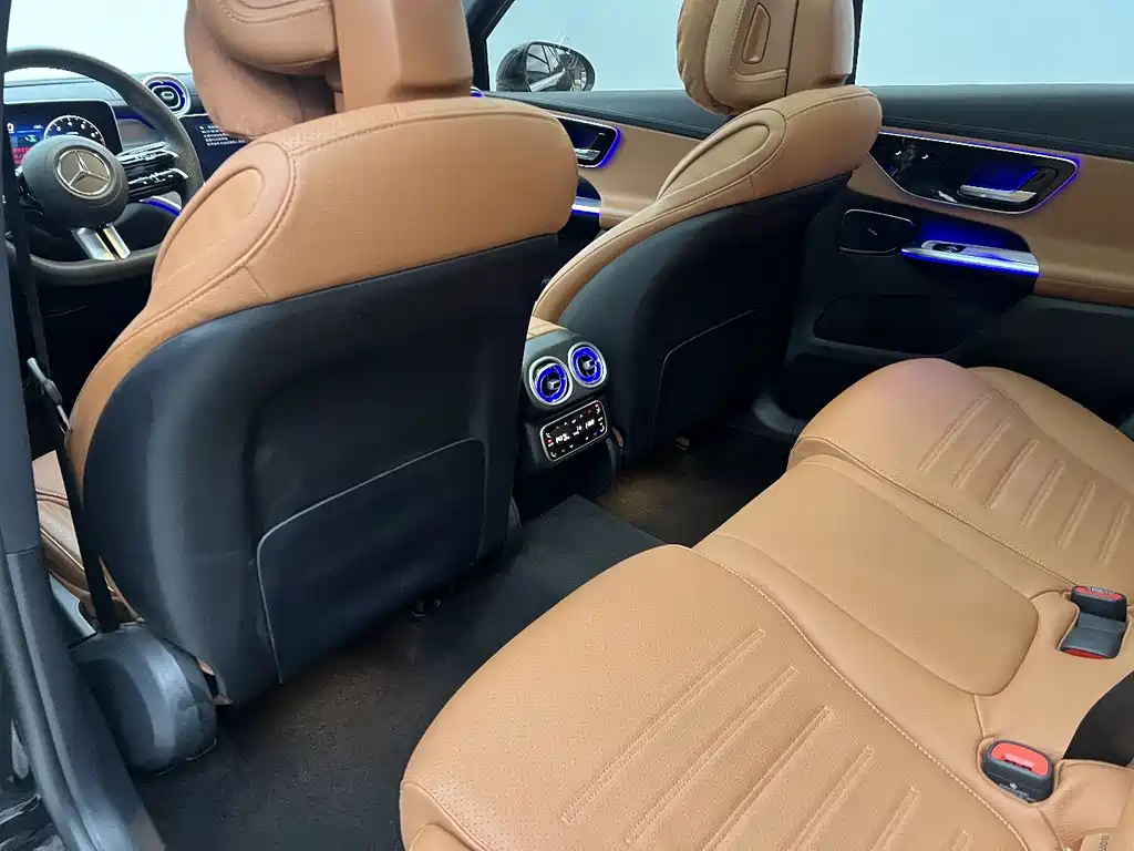 Mercedes-Benz Mercedes-Benz GLC 2025 GLC 300 L 4MATIC Dynamic Model 5-Seat 2025 - thumbnail 11