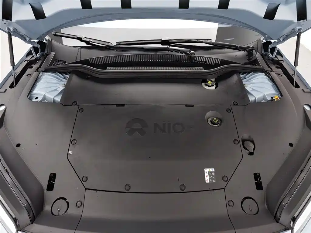 NIO NIO ET5 2025 Model 75kWh 2025 - thumbnail 6