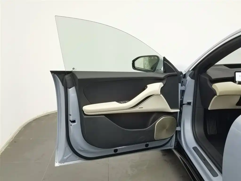NIO NIO ET5 2025 Model 75kWh 2025 - thumbnail 8