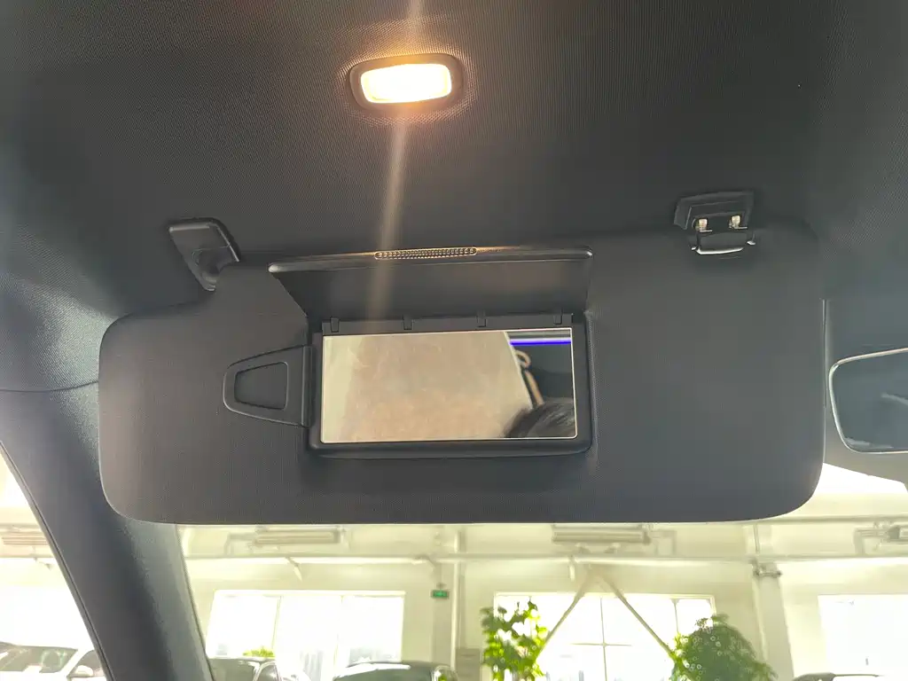 Mercedes-Benz Mercedes-Benz E-Class 2026 E 300 L Luxury Model 2026 - thumbnail 18