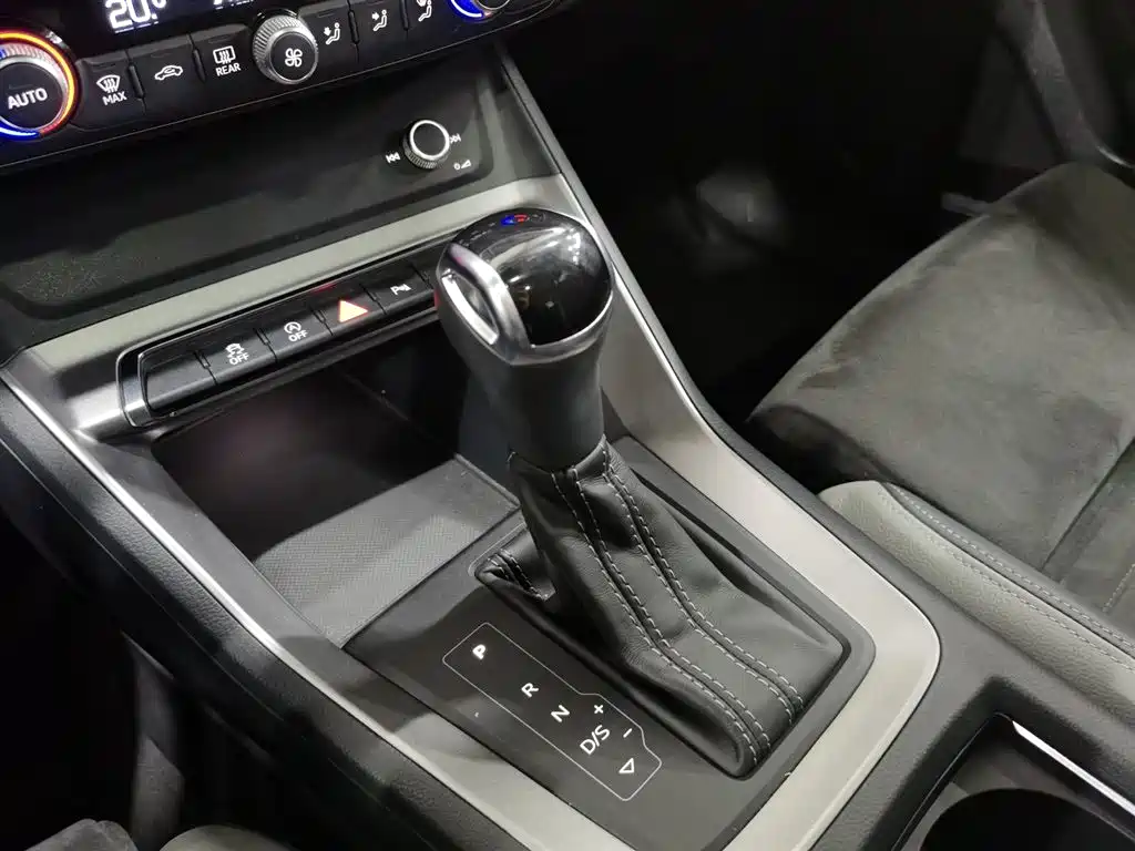 Audi Audi Q3 2019 35 TFSI Sport Line 2020 - thumbnail 13