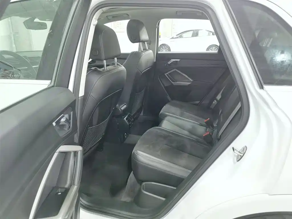 Audi Audi Q3 2019 35 TFSI Sport Line 2020 - thumbnail 15