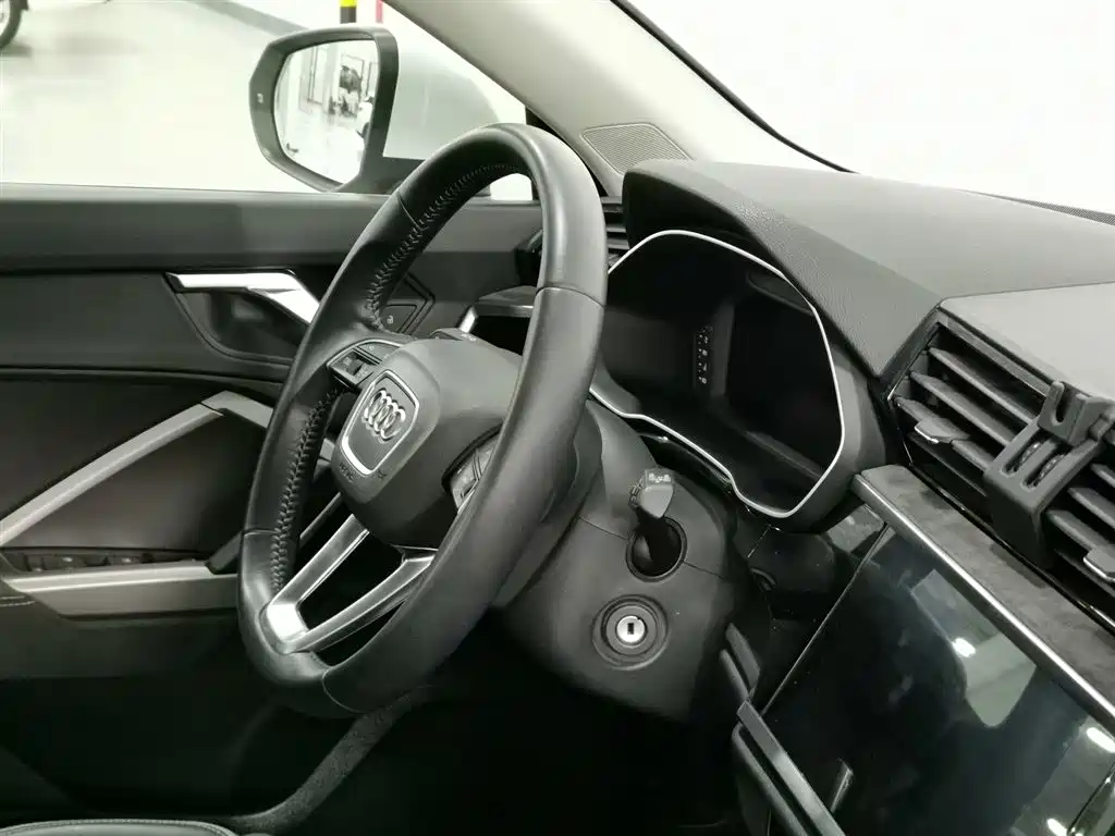 Audi Audi Q3 2019 35 TFSI Sport Line 2020 - thumbnail 22