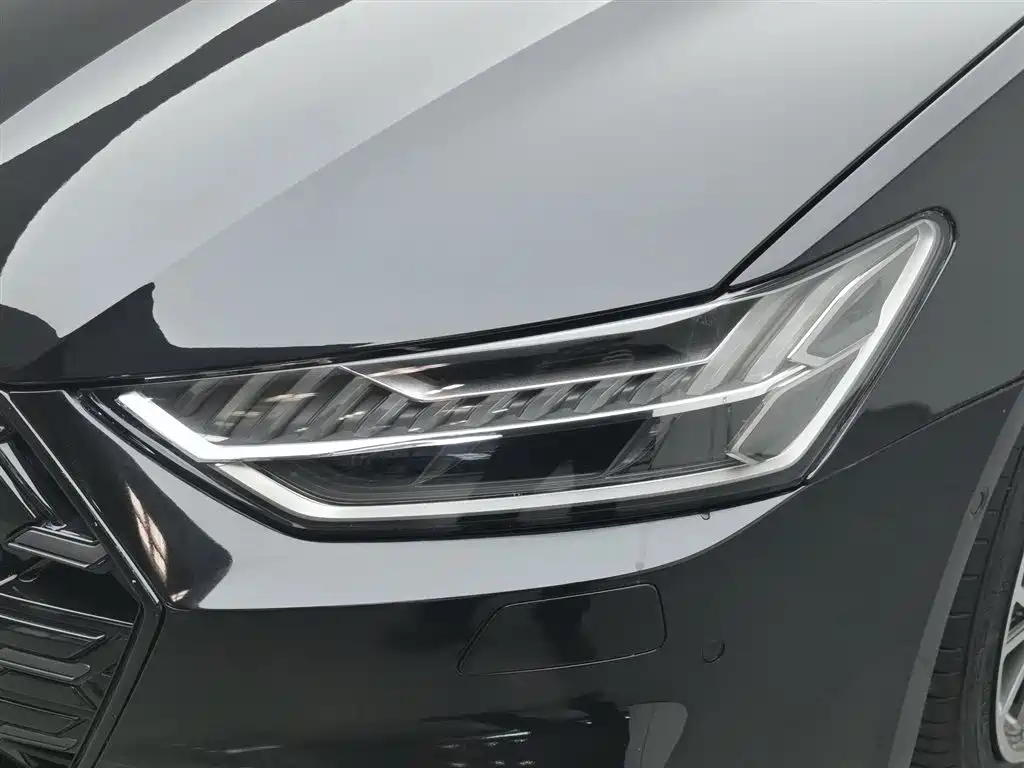 Audi Audi A7L 2024 45 TFSI quattro Black Knight Edition 2025 - thumbnail 7
