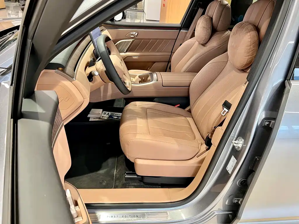 Letao NIO L90 2025 Max 6-seater Edition 2025 - thumbnail 8