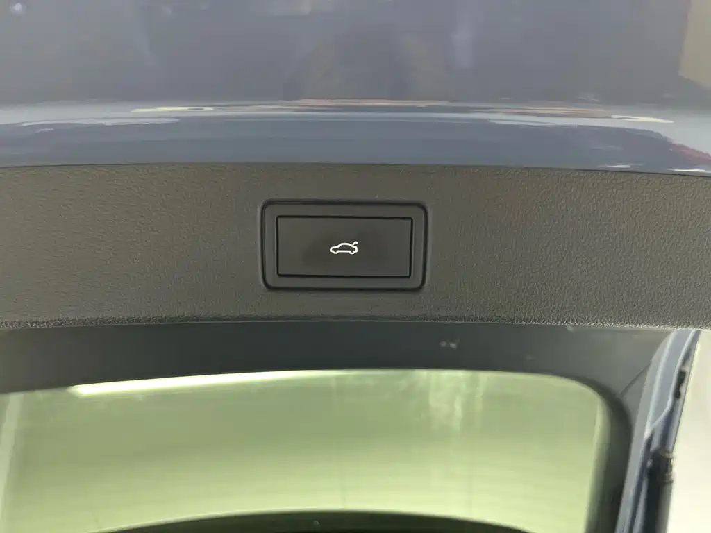 Volkswagen Tayron X 2020 380TSI 4Motion Premium Intelligent Connectivity Edition 2022 - thumbnail 16