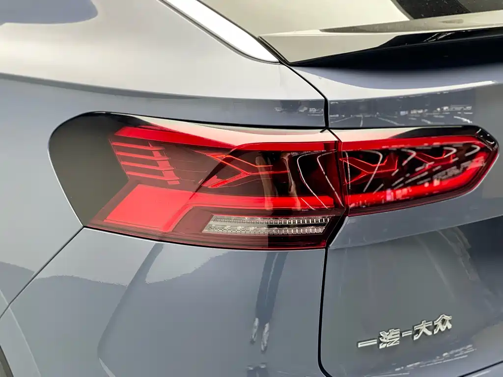 Volkswagen Tayron X 2020 380TSI 4Motion Premium Intelligent Connectivity Edition 2022 - thumbnail 17