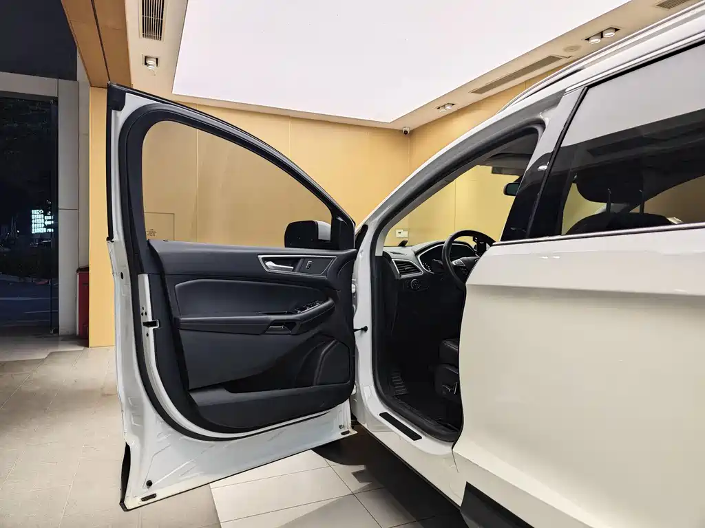 Ford Ford Edge 2018 EcoBoost 245 AWD Platinum 7-seater China V 2018 - thumbnail 7
