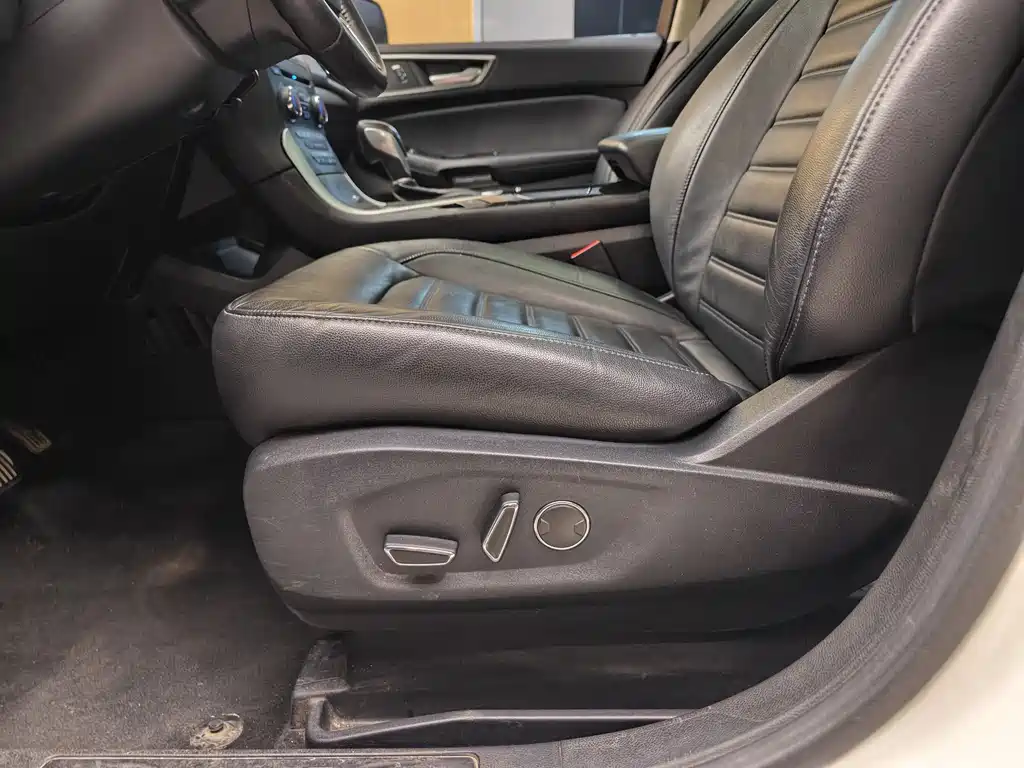Ford Ford Edge 2018 EcoBoost 245 AWD Platinum 7-seater China V 2018 - thumbnail 10