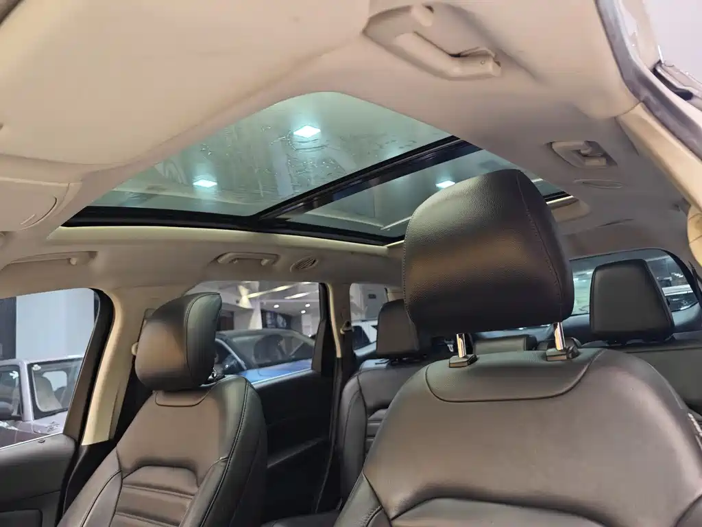 Ford Ford Edge 2018 EcoBoost 245 AWD Platinum 7-seater China V 2018 - thumbnail 12