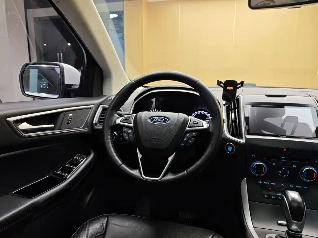 Ford Ford Edge 2018 EcoBoost 245 AWD Platinum 7-seater China V 2018 - thumbnail 14
