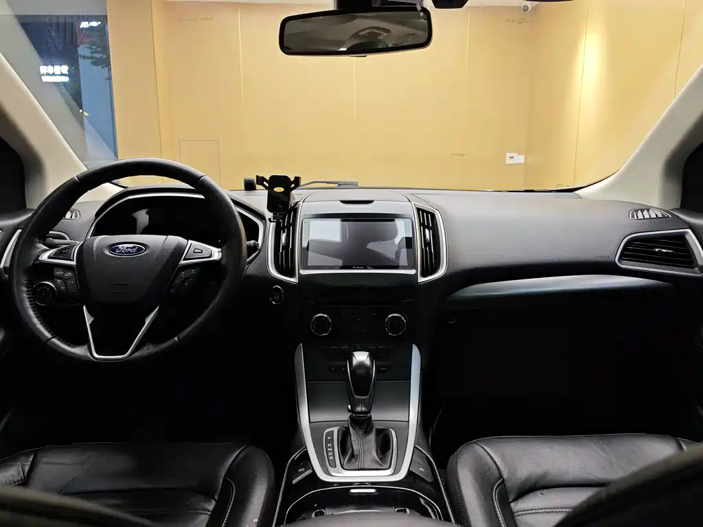 Ford Ford Edge 2018 EcoBoost 245 AWD Platinum 7-seater China V 2018 - thumbnail 19