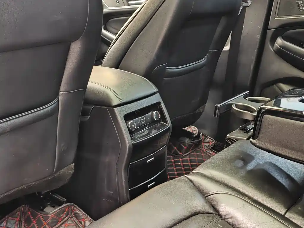 Ford Ford Edge 2018 EcoBoost 245 AWD Platinum 7-seater China V 2018 - thumbnail 23