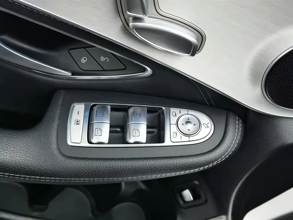 Mercedes-Benz Mercedes-Benz GLC 2019 GLC 200 L 4MATIC 2019 - thumbnail 9