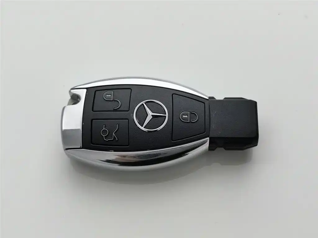 Mercedes-Benz Mercedes-Benz GLC 2019 GLC 200 L 4MATIC 2019 - thumbnail 19