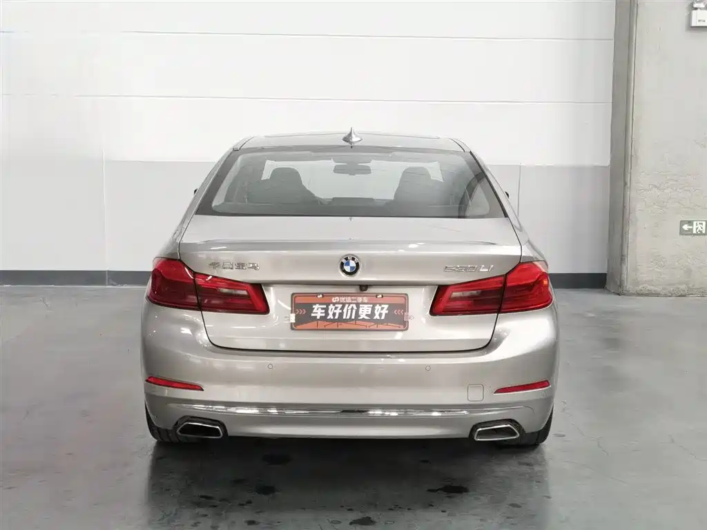 BMW BMW 5 Series 2018 Facelift 530Li Luxury Package 2018 - thumbnail 4