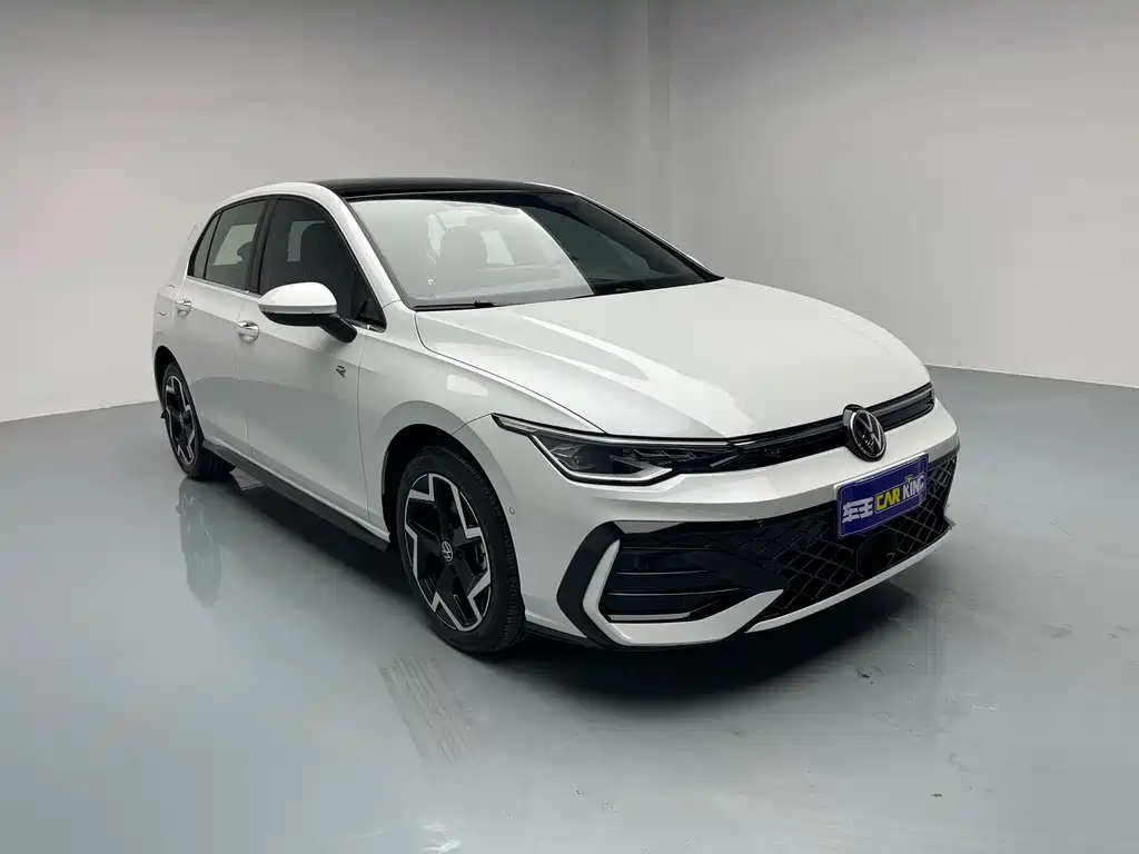 Volkswagen Golf 2025 300TSI R-Line 2025 - thumbnail 3