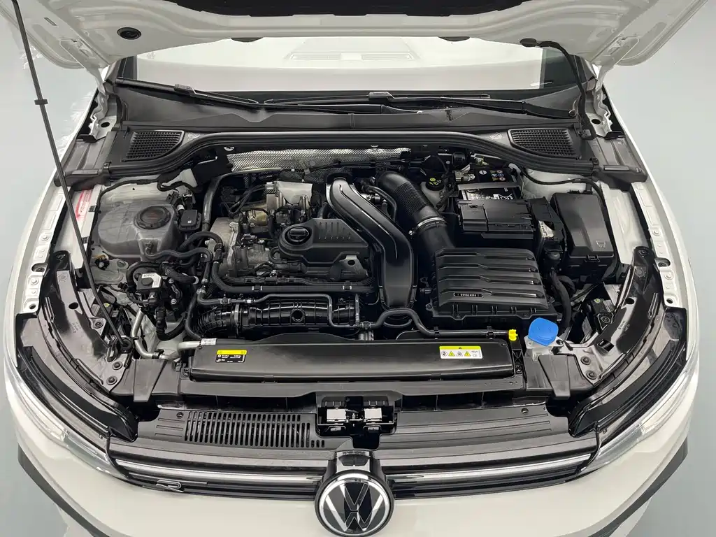 Volkswagen Golf 2025 300TSI R-Line 2025 - thumbnail 14
