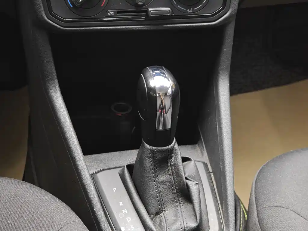 Volkswagen Volkswagen Jetta 2017 1.5L Automatic Fashion Edition 2018 - thumbnail 17