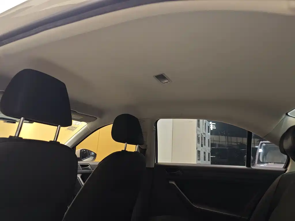 Volkswagen Volkswagen Jetta 2017 1.5L Automatic Fashion Edition 2018 - thumbnail 23