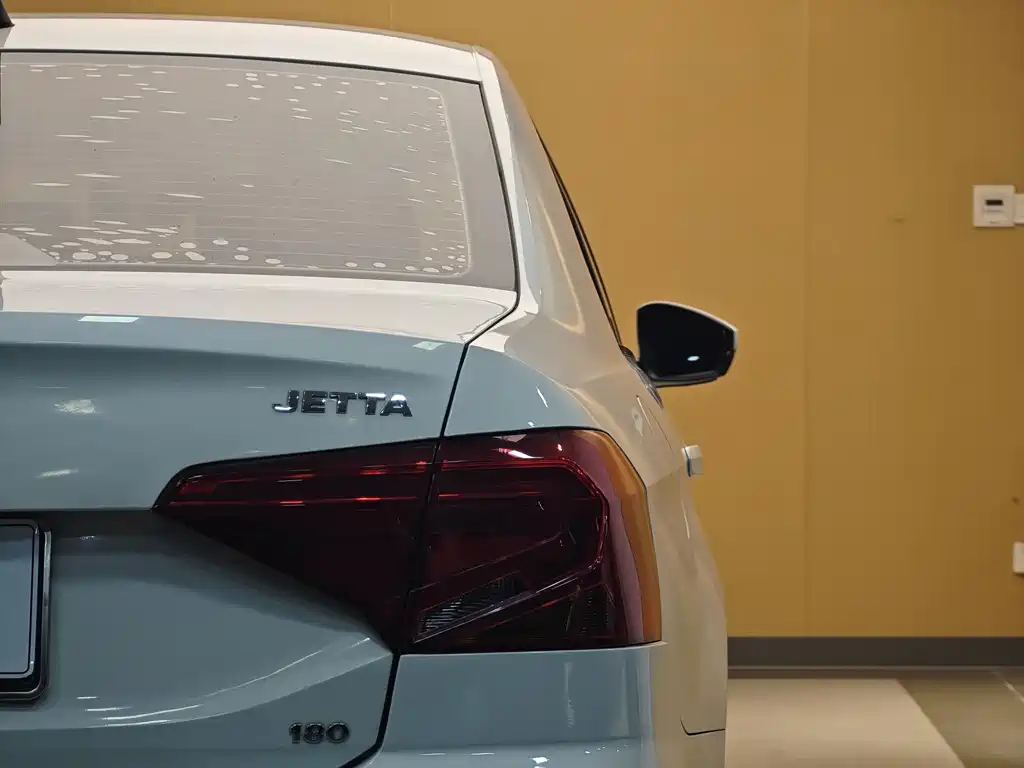 Volkswagen Volkswagen Jetta 2017 1.5L Automatic Fashion Edition 2018 - thumbnail 25