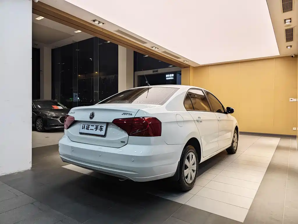 Volkswagen Volkswagen Jetta 2017 1.5L Automatic Fashion Edition 2018 - thumbnail 28