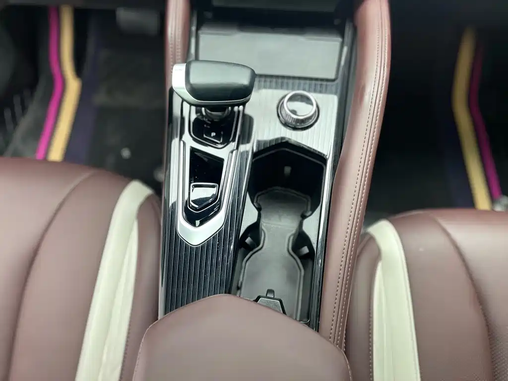 Geely Automobile Geely Xingyue L 2024 2.0TD High Power Automatic 2WD Cloud Edition 2024 - thumbnail 17