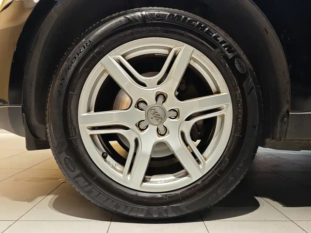 Audi Audi Q5 2012 2.0TFSI Technology Edition 2012 - thumbnail 5