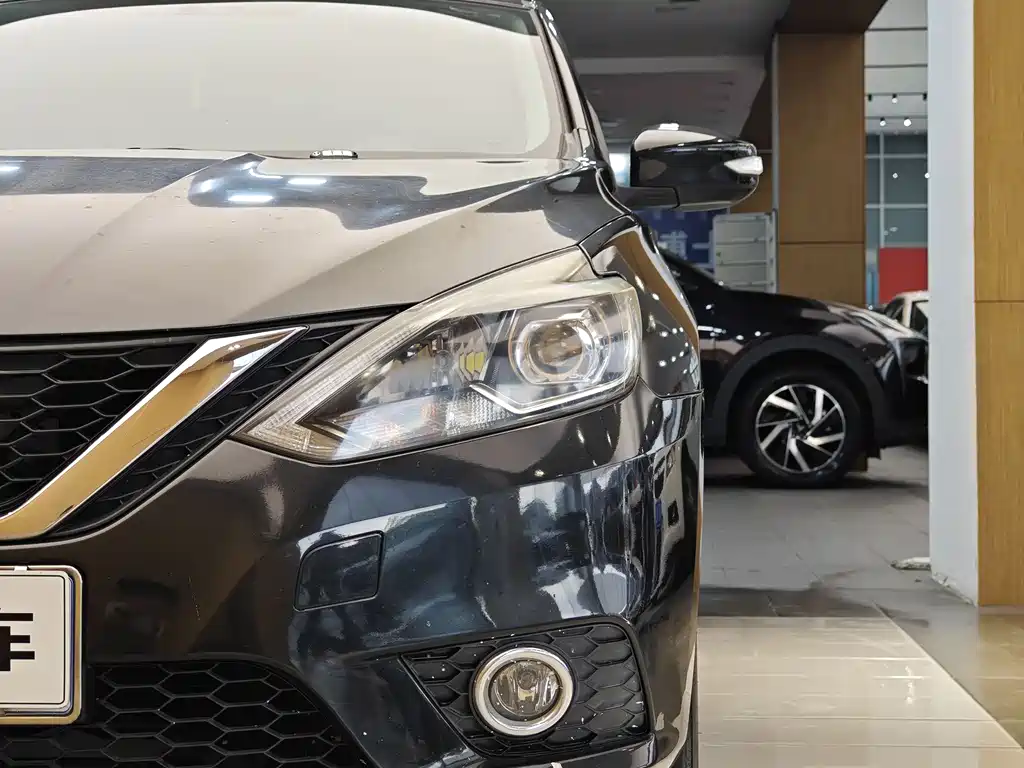 Nissan Nissan Sylphy 2016 1.6XL CVT Premium Edition 2017 - thumbnail 2