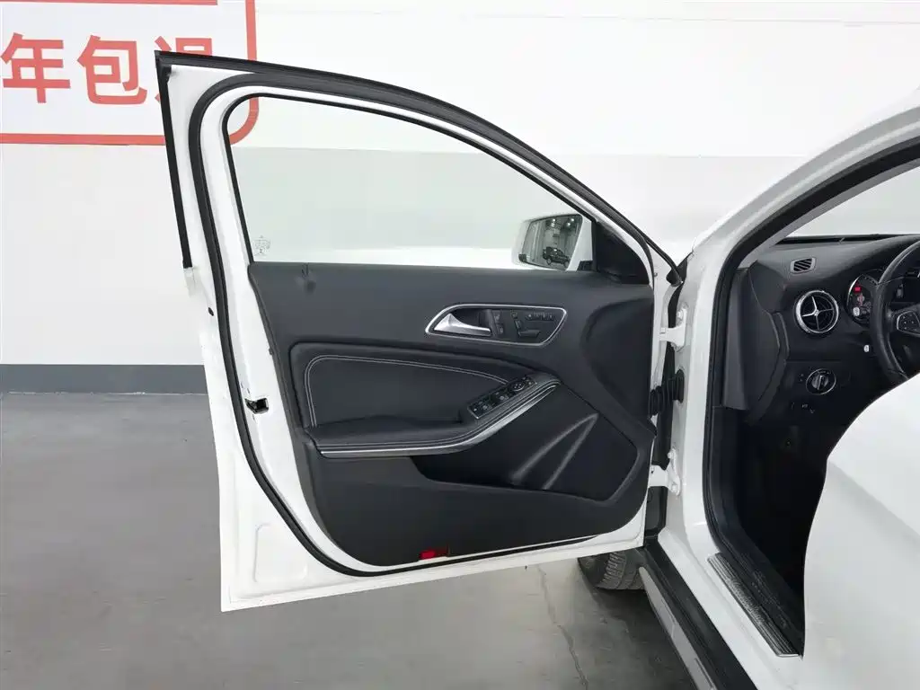Mercedes-Benz Mercedes-Benz GLA 2016 GLA 220 4MATIC Fashion Edition 2017 - thumbnail 8