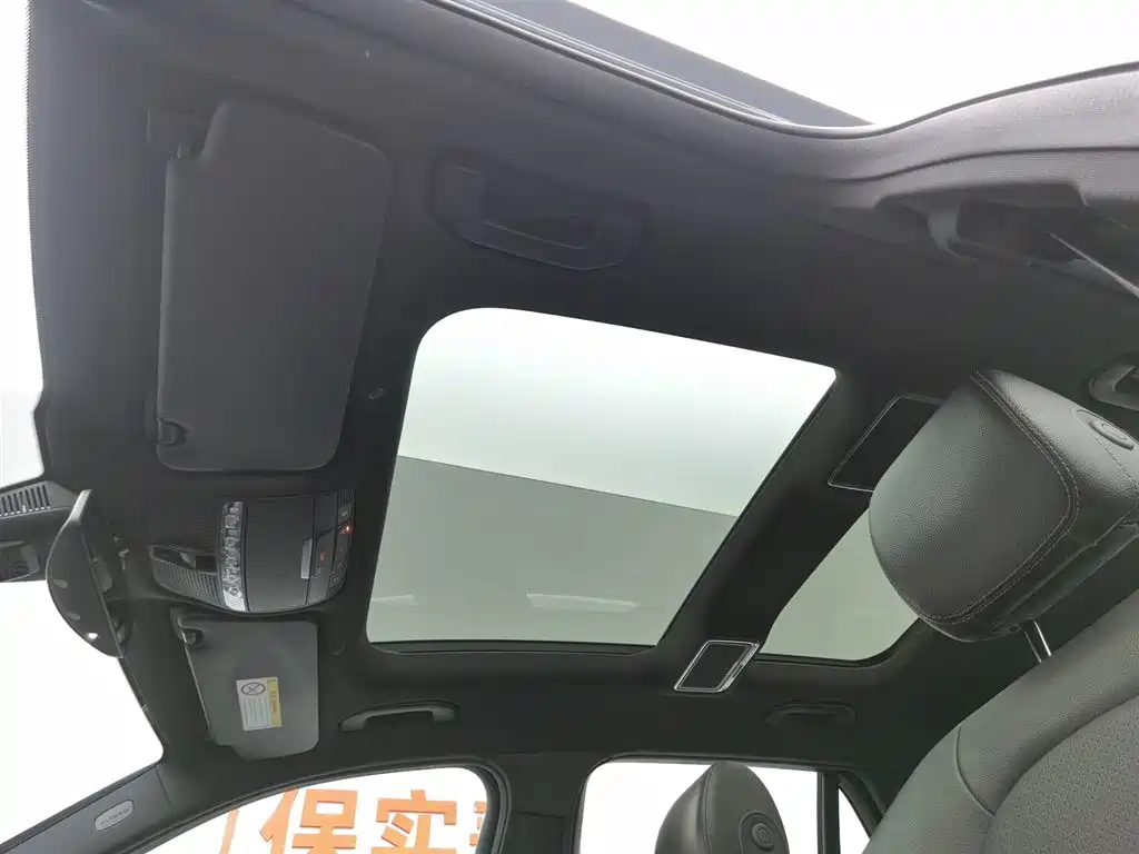 Mercedes-Benz Mercedes-Benz GLC 2020 GLC 260 L 4MATIC Sport Edition 2019 - thumbnail 14
