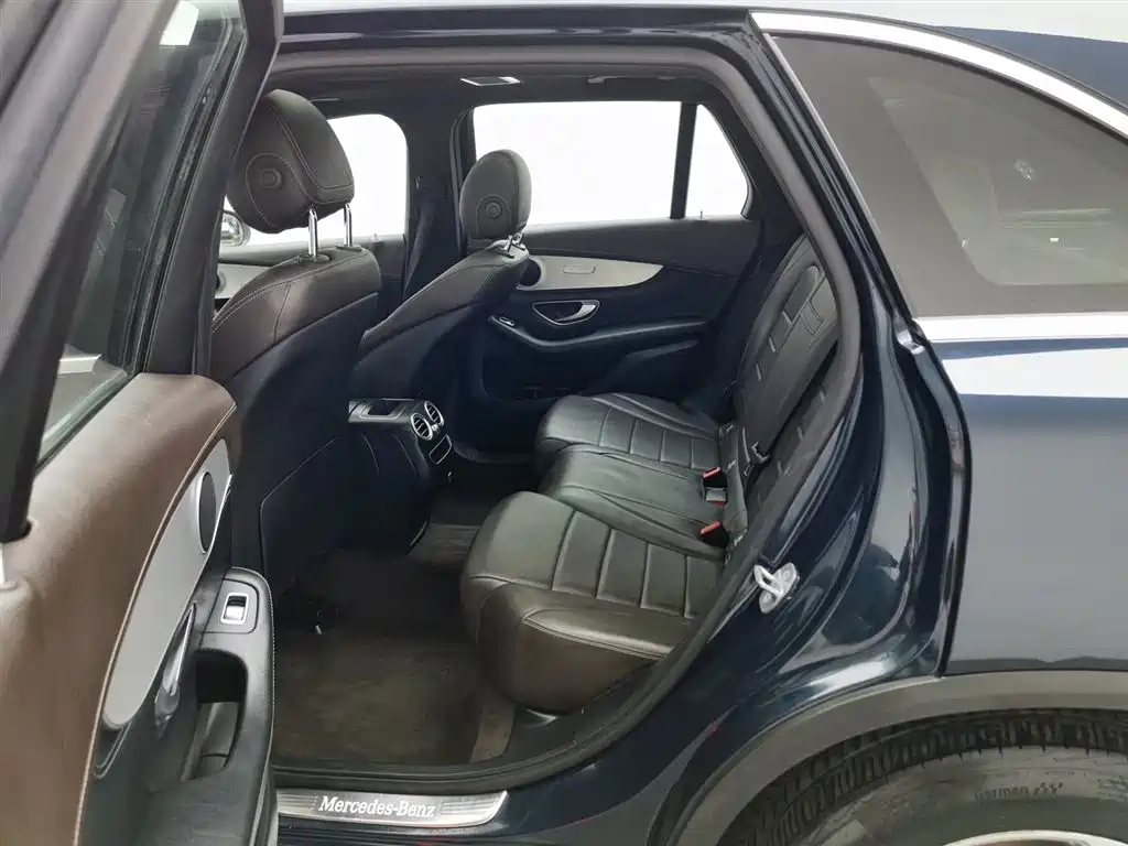 Mercedes-Benz Mercedes-Benz GLC 2020 GLC 260 L 4MATIC Sport Edition 2019 - thumbnail 15
