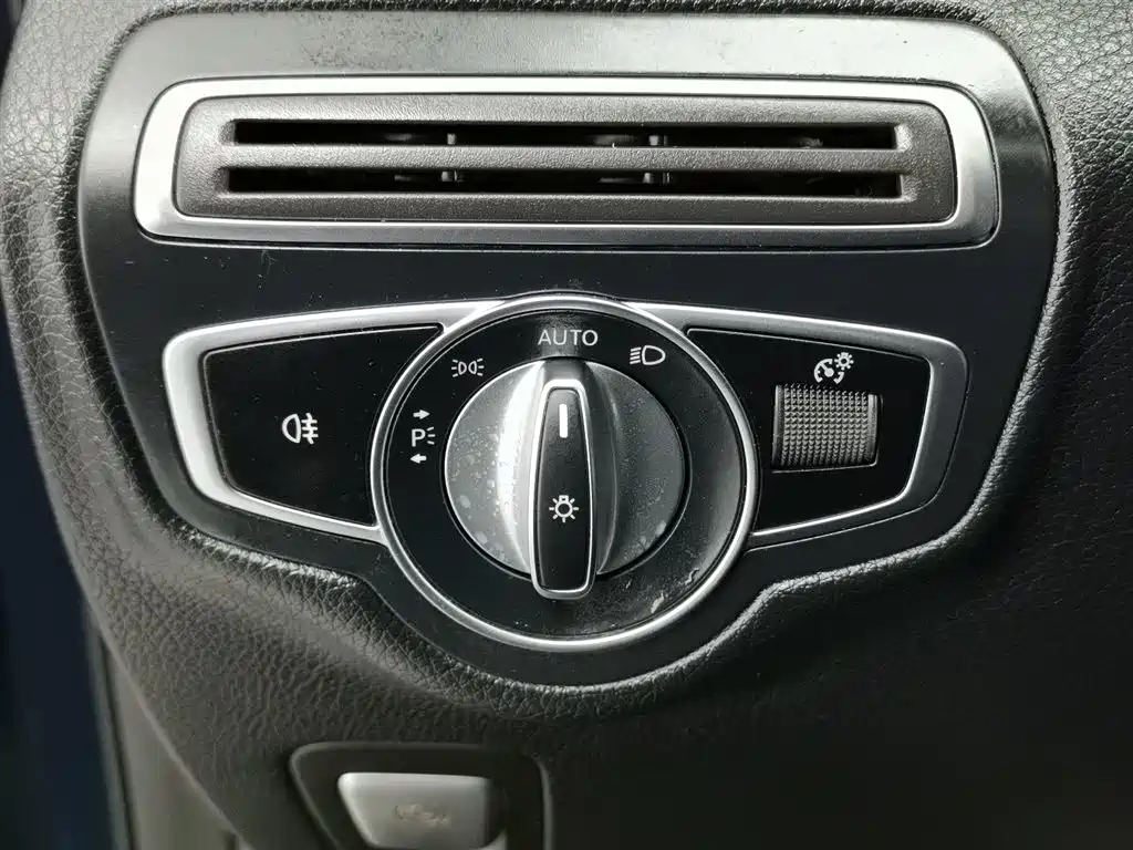 Mercedes-Benz Mercedes-Benz GLC 2020 GLC 260 L 4MATIC Sport Edition 2019 - thumbnail 21