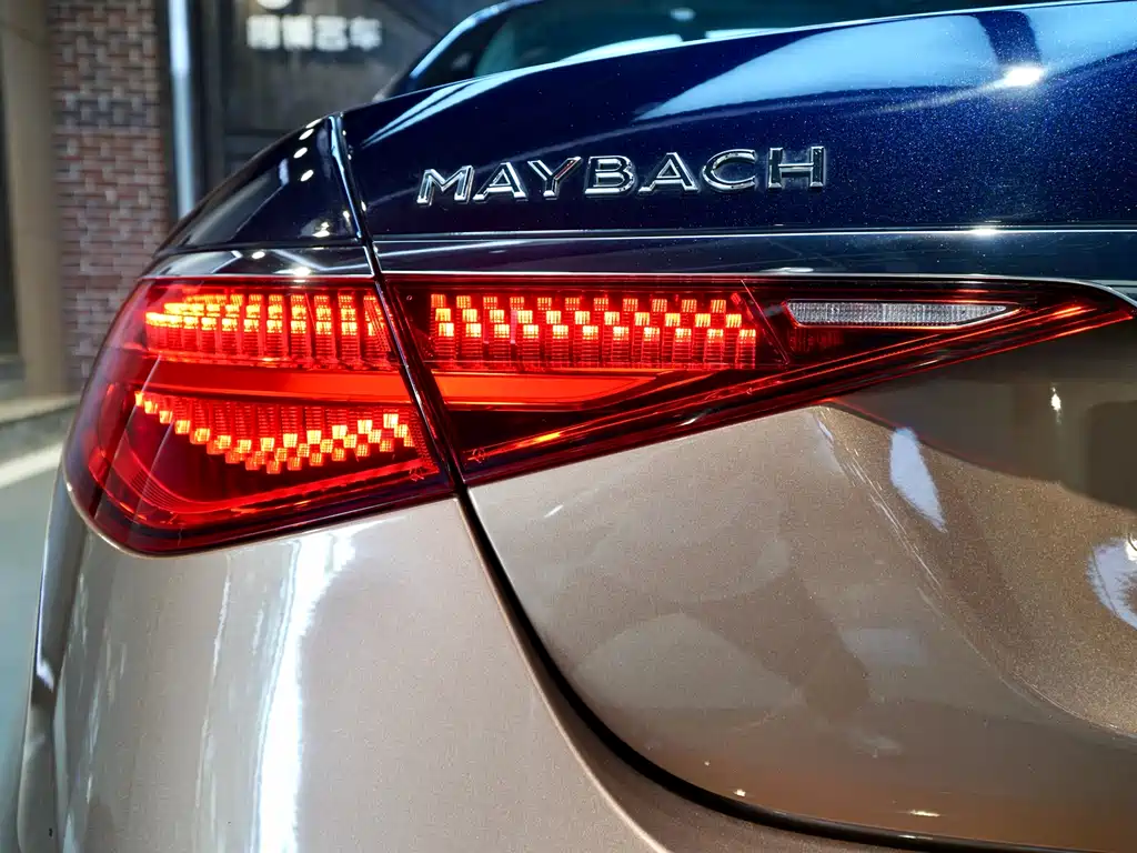 Mercedes-Benz Maybach S-Class 2021 S 480 4MATIC 2022 - thumbnail 8