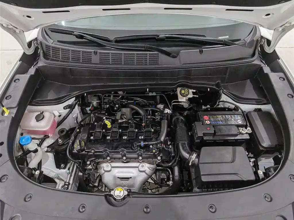 Changan Changan CS35 PLUS 2021 Glory Million Edition 1.6L CVT Elite 2021 - thumbnail 6