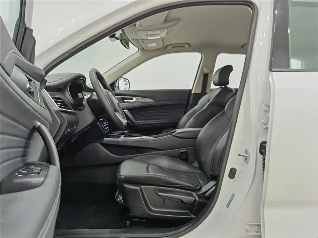 Changan Changan CS35 PLUS 2021 Glory Million Edition 1.6L CVT Elite 2021 - thumbnail 10