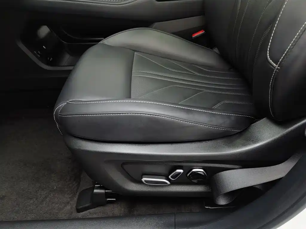 Changan Changan UNI-K 2024 2.0T Front-Wheel Drive Comfort Edition 2023 - thumbnail 20