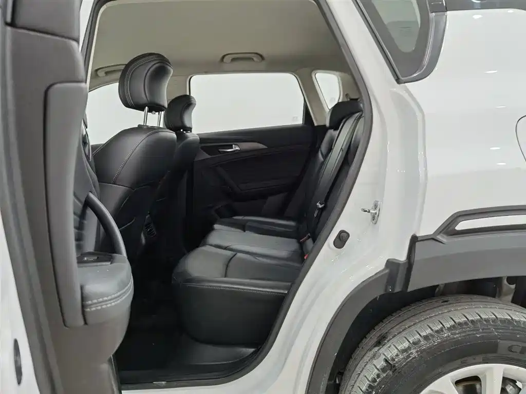 Changan Changan CS35 PLUS 2021 Glory Million Edition 1.6L CVT Elite 2021 - thumbnail 15