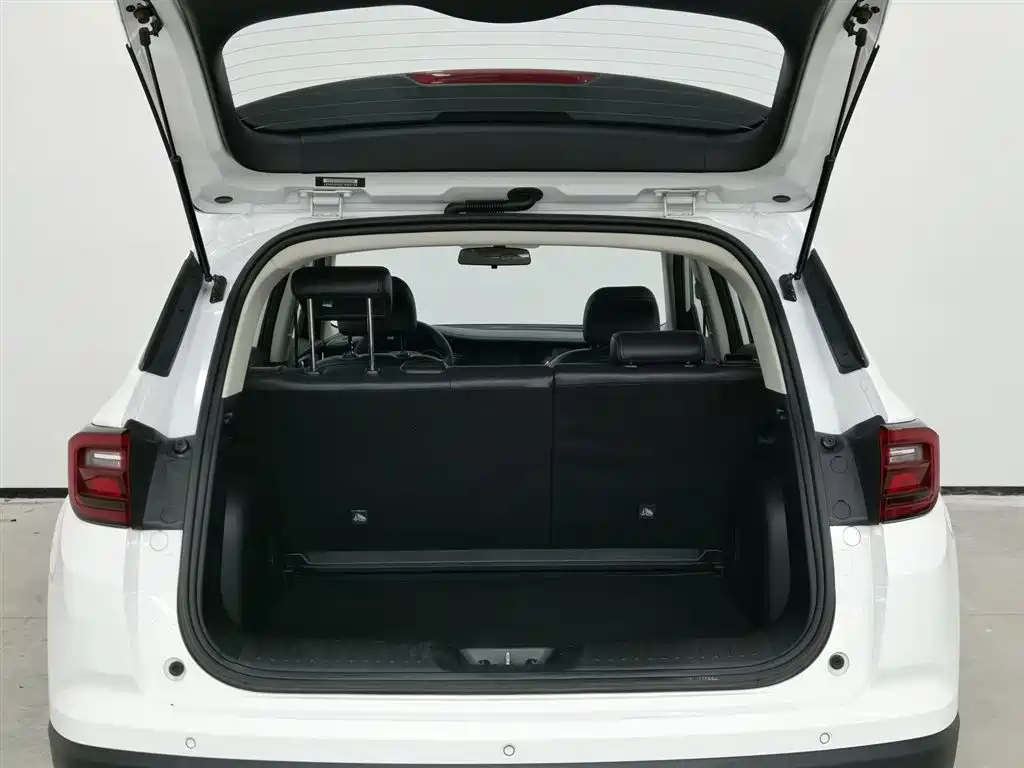 Changan Changan CS35 PLUS 2021 Glory Million Edition 1.6L CVT Elite 2021 - thumbnail 16