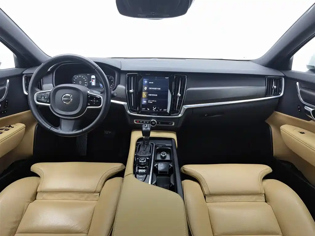 Volvo Volvo V90 2017 Cross Country T5 AWD Intelligent Edition 2018 - thumbnail 5