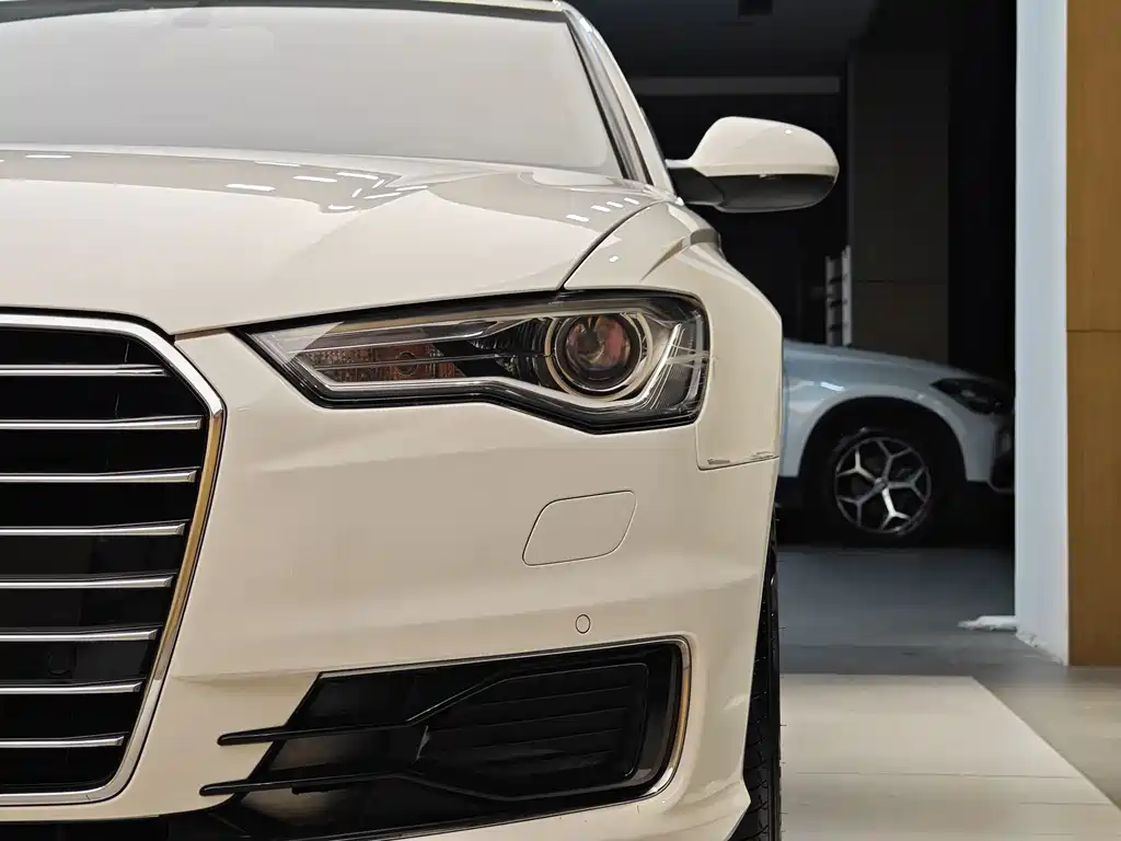 Audi Audi A6L 2017 TFSI Technology Edition 2017 - thumbnail 2