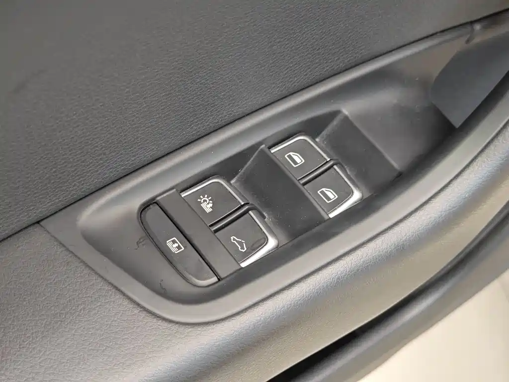 Audi Audi A6L 2017 TFSI Technology Edition 2017 - thumbnail 23