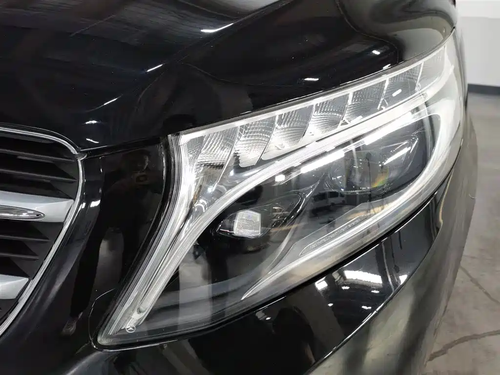 Mercedes-Benz Mercedes-Benz V-Class 2018 V 260 Navigation Edition China VI 2019 - thumbnail 7